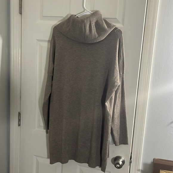 Dreamer Cowl Neck tunic sweater/sweater dress, Size M - Picture 6 of 9